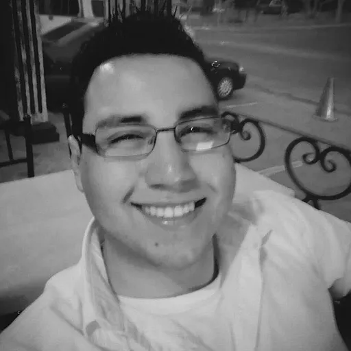 Julio headshot